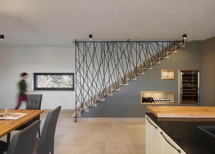 Edoardo By Vižinada